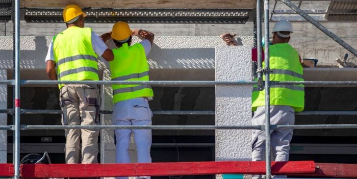 Zapošljavanja stranaca i zaštita na radu 12-25